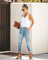 Rodillas rotas y jeans