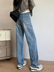 Sanded baggy jeans for women