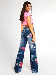 Jeans mit weitem Bein und Graffiti-Print