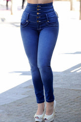 Hoch sitzende Stretch-Jeans im Slim Fit mit fünf Knöpfen