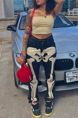 Vaqueros sexys de tiro bajo con bordados en contraste