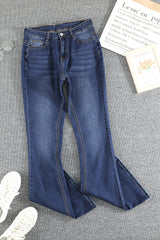 Mittelblaue Vintage-Jeans mit weitem Bein