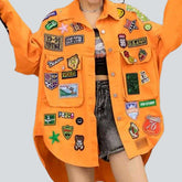 Jeansjacke mit Allover-Patches