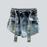 Asymmetrischer kurzer Jeans-Skort