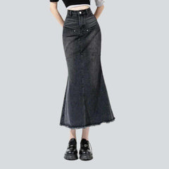 Falda vaquera de sirena con patchwork negro