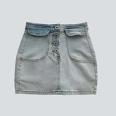 Figurbetonter Jeansrock mit Knöpfen