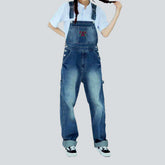 Jeans-Latzhose mit Stickerei auf der Brust für Damen