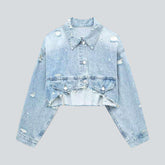 Kurze Jeansjacke mit verkürzter Vorderseite