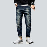 Dunkel gesandete, lockere Herrenjeans