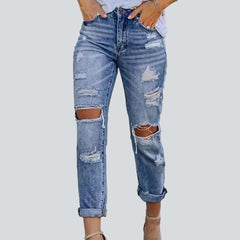 Distressed women slim fit jeans