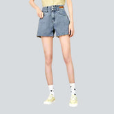 Kurze Jeansshorts mit doppeltem Bund