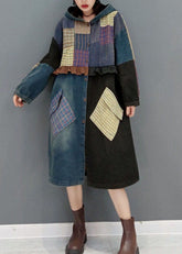 Blauer Knopf Kapuzentaschen Patchwork Jeansmantel