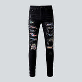 Modefarbe zerrissene Herrenjeans