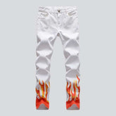 Weiße Jeans für Herren mit Flammenmalerei