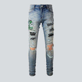 Grüne Herrenjeans mit Kobra-Stickerei