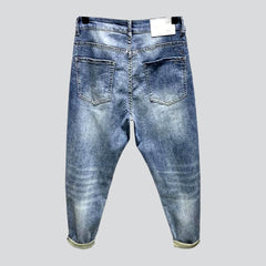 Vaqueros holgados vintage de estilo moderno