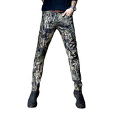 Vaqueros con estampado oscuro para hombre