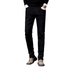 Vaqueros negros ajustados y elásticos para hombre