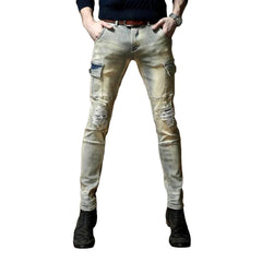 Cargojeans für Herren mit zerrissenen Knien