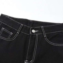 Vaqueros holgados decorados con encaje