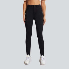 Vaqueros negros ajustados para mujer