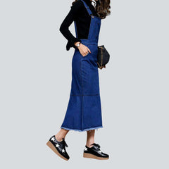 Langes Jeanskleid mit Fischschwanz