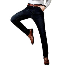 Vaqueros ligeramente desteñidos para hombre