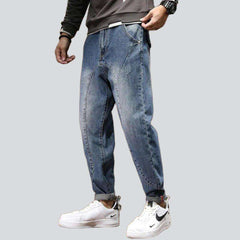 Vaqueros holgados con bolsillo trasero con solapa