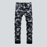 Schwarze Herrenjeans mit Aufschrift