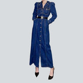 Langärmliges Jeanskleid mit Knöpfen