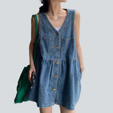Lockeres Sommer-Mini-Jeanskleid