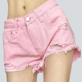Niedrig sitzende Distressed-Jeansshorts
