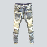 Überarbeitete Jeans für Herren mit mittlerer Taille