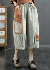 Pantalones vaqueros cortos con parches y bolsillos en gris claro natural