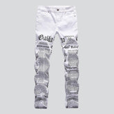 Weiße Jeans für Herren mit Zeitungsdruck