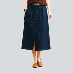 Falda vaquera larga de look casual