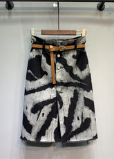 Faldas vaqueras retro negras con botones abiertos en la parte delantera