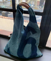 Bolsa de compras vaquera con estampado de letras azules retro y patchwork