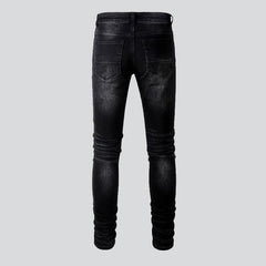 Vaqueros biker con parche rojo para hombre