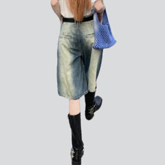 Jeansshorts im Retro-Farbblockdesign