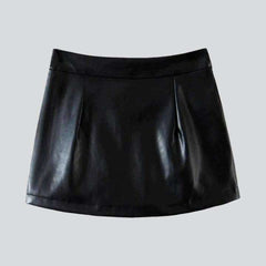 Falda pantalón vaquera negra revestida para mujer