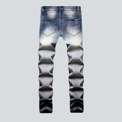 Vaqueros elásticos para hombre con parches de leopardo