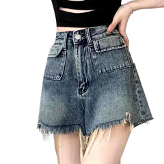 Distressed-Jeansshorts mit offenem Saum