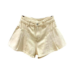 Pantalones cortos de mezclilla de color con piernas plisadas