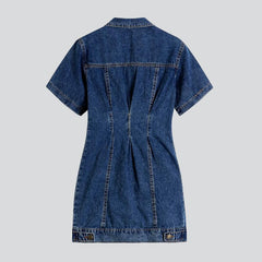 Vestido vaquero mini casual de corte entallado