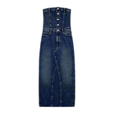 Vestido vaquero sin tirantes con lavado medio