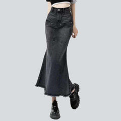 Falda vaquera de sirena con patchwork negro