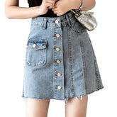 Falda vaquera abotonada con bordes sin rematar