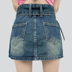 Sanded Denim Skort mit Gürtel