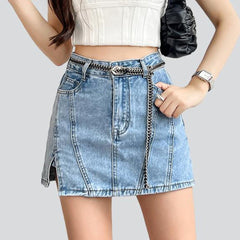 Minifalda vaquera con abertura lateral